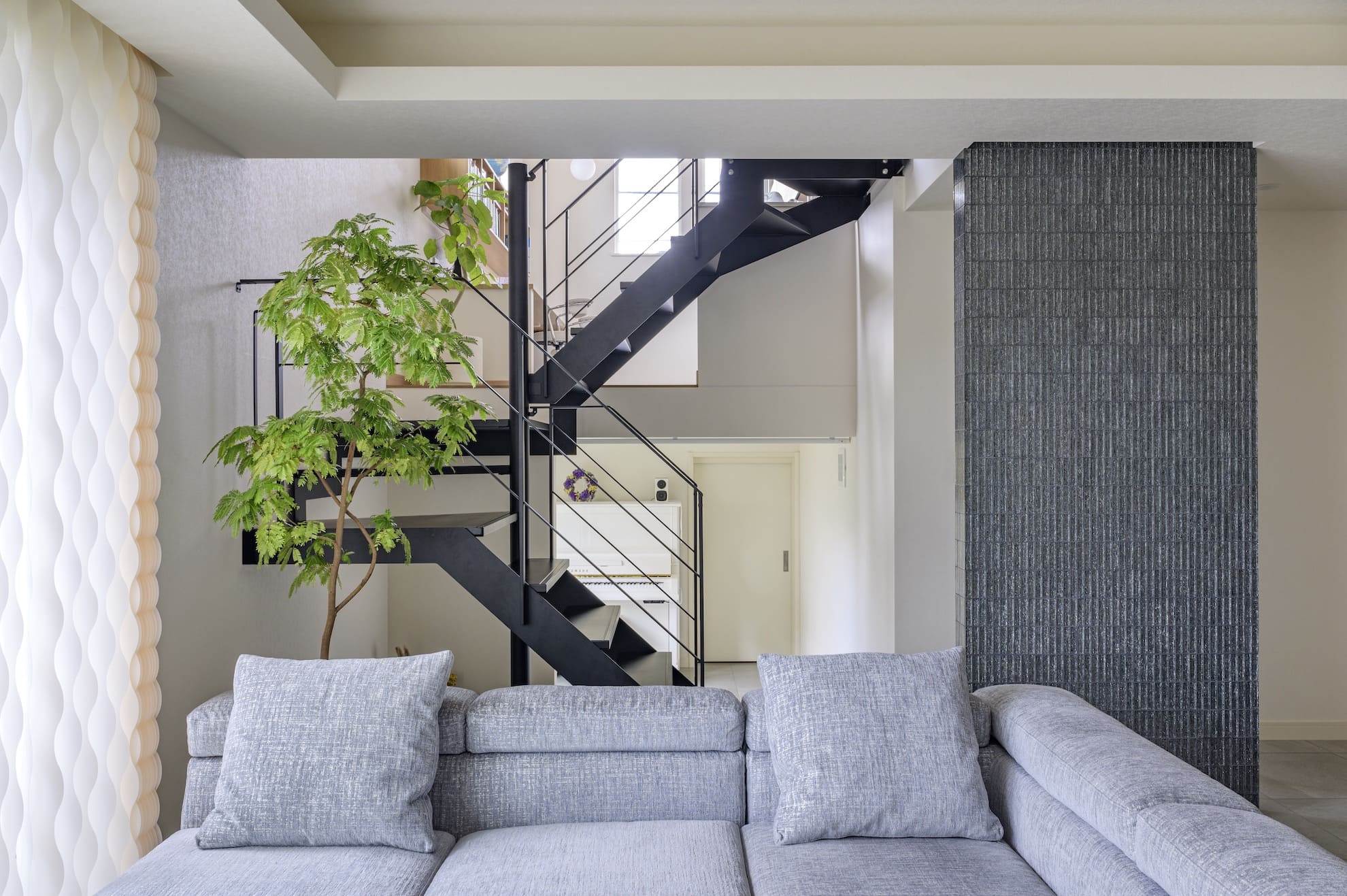 和洋が自然に溶け込んだ、3世代が憩う家